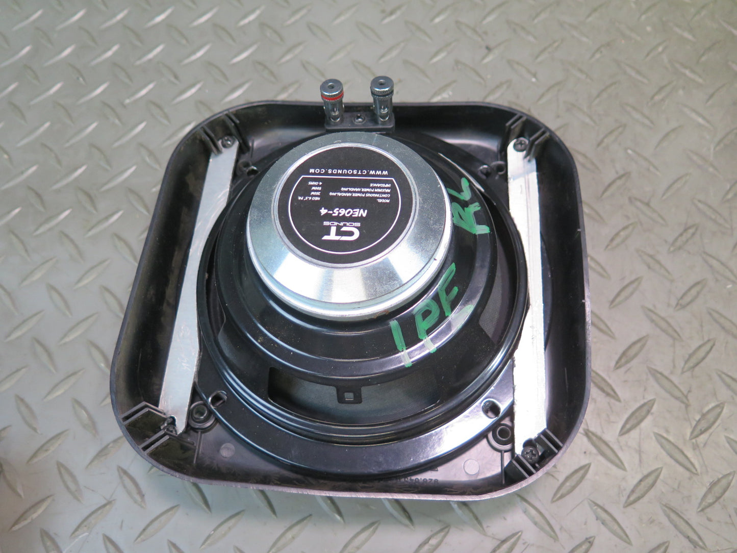 1984-1988 Porsche 928 Front & Rear Left Right Side Door Audio Sound Speaker Set