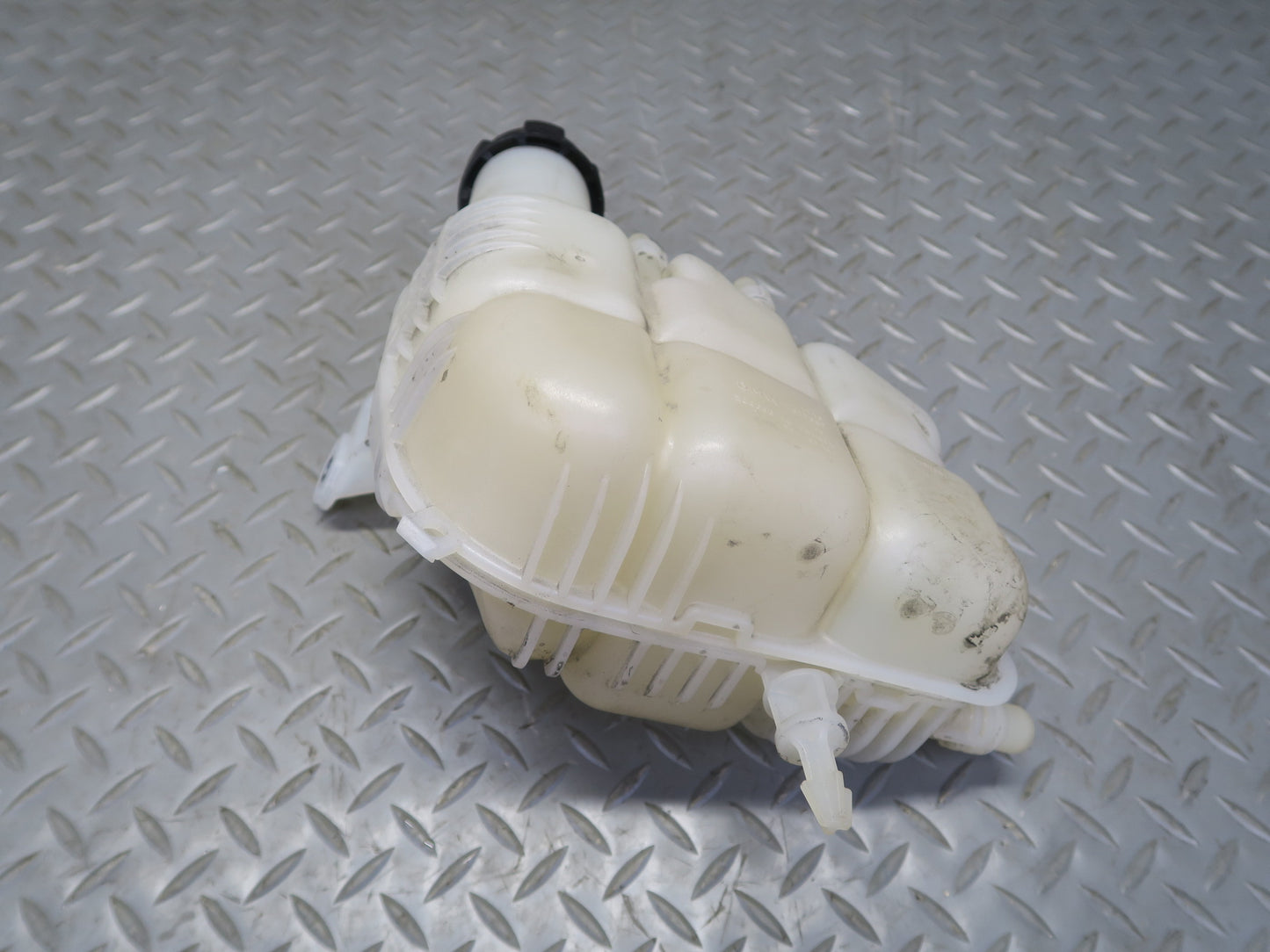 16-24 Mini Cooper F54 F55 F56 F57 Engine Expansion Overflow Reservoir Tank
