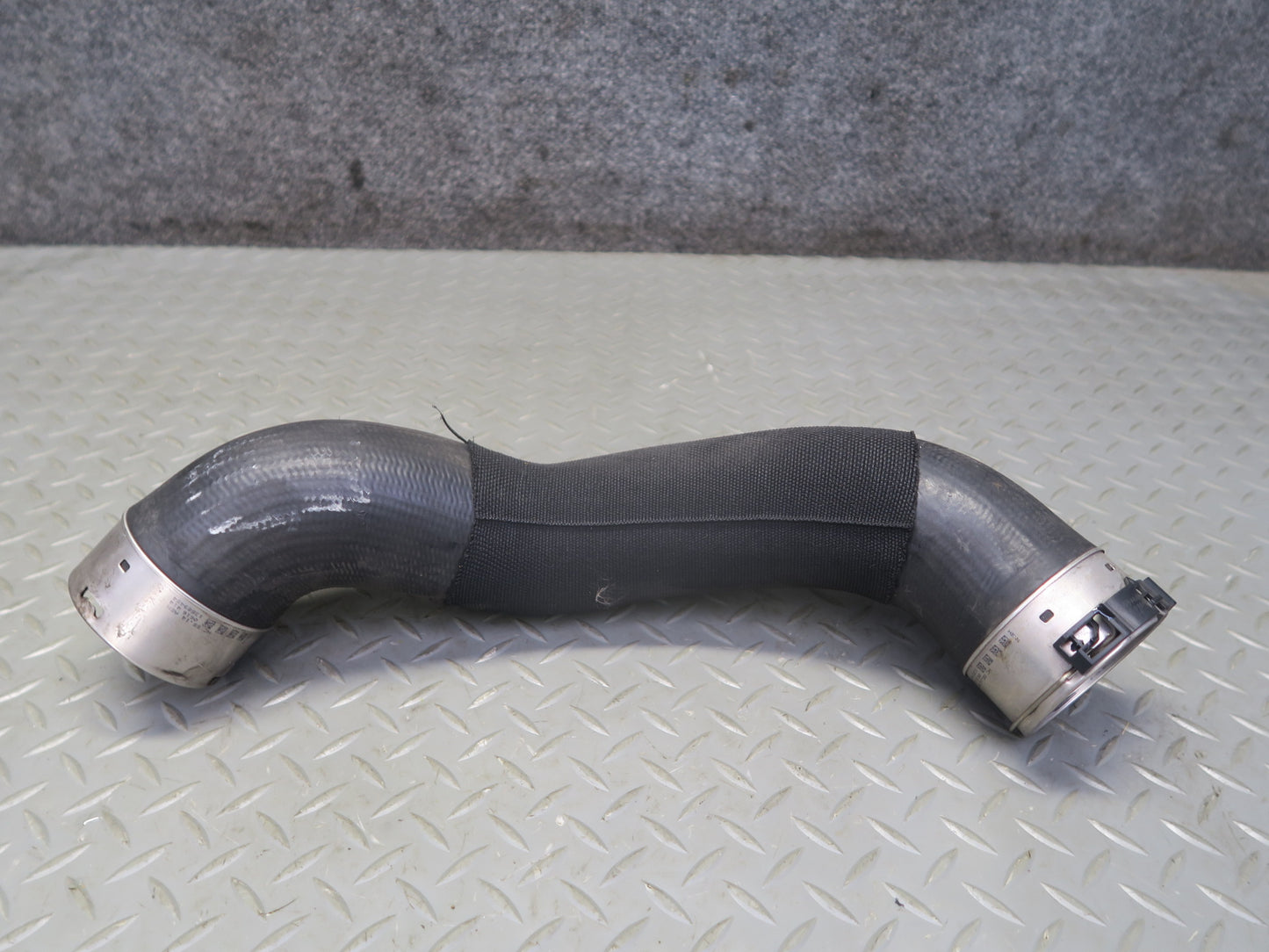 16-24 Mini Cooper S F55 F56 F57 Intercooler Hose Pipe Line 8511338 OEM
