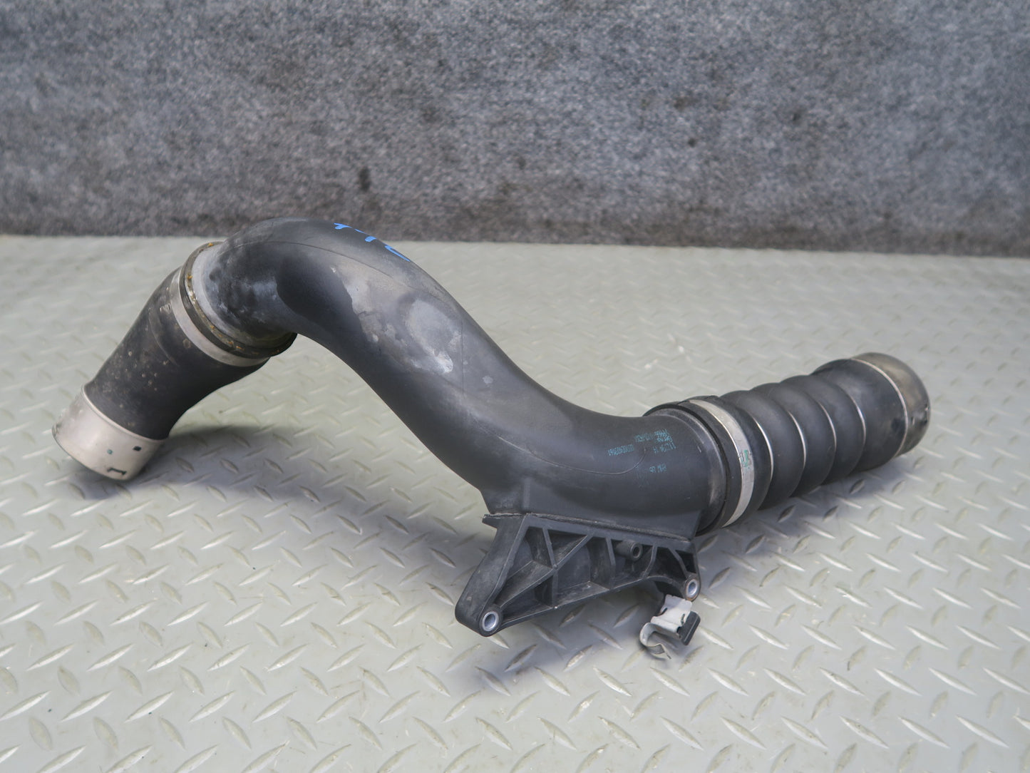 16-24 Mini Cooper S F55 F56 F57 Intercooler Hose Pipe Line OEM