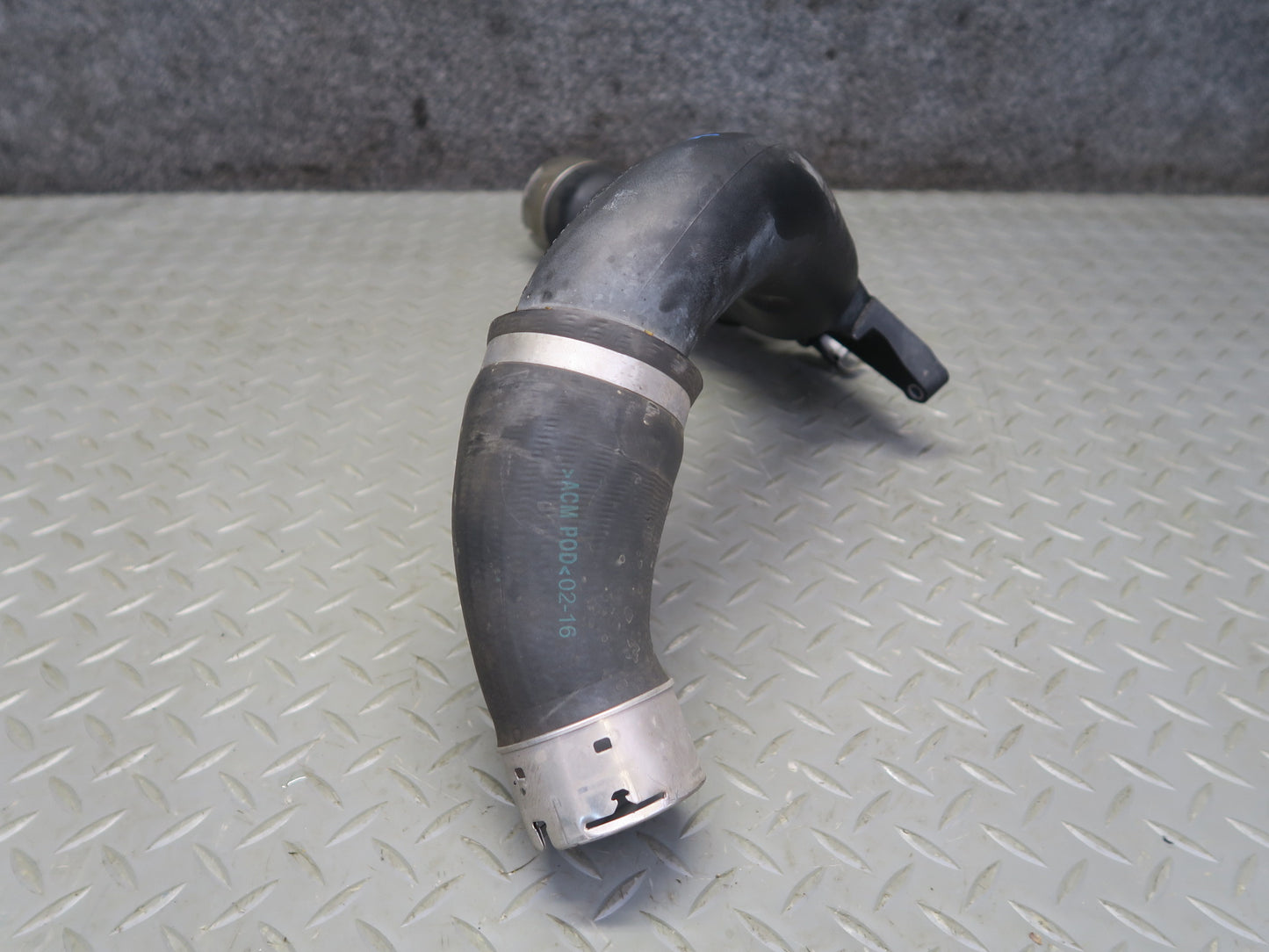 16-24 Mini Cooper S F55 F56 F57 Intercooler Hose Pipe Line OEM