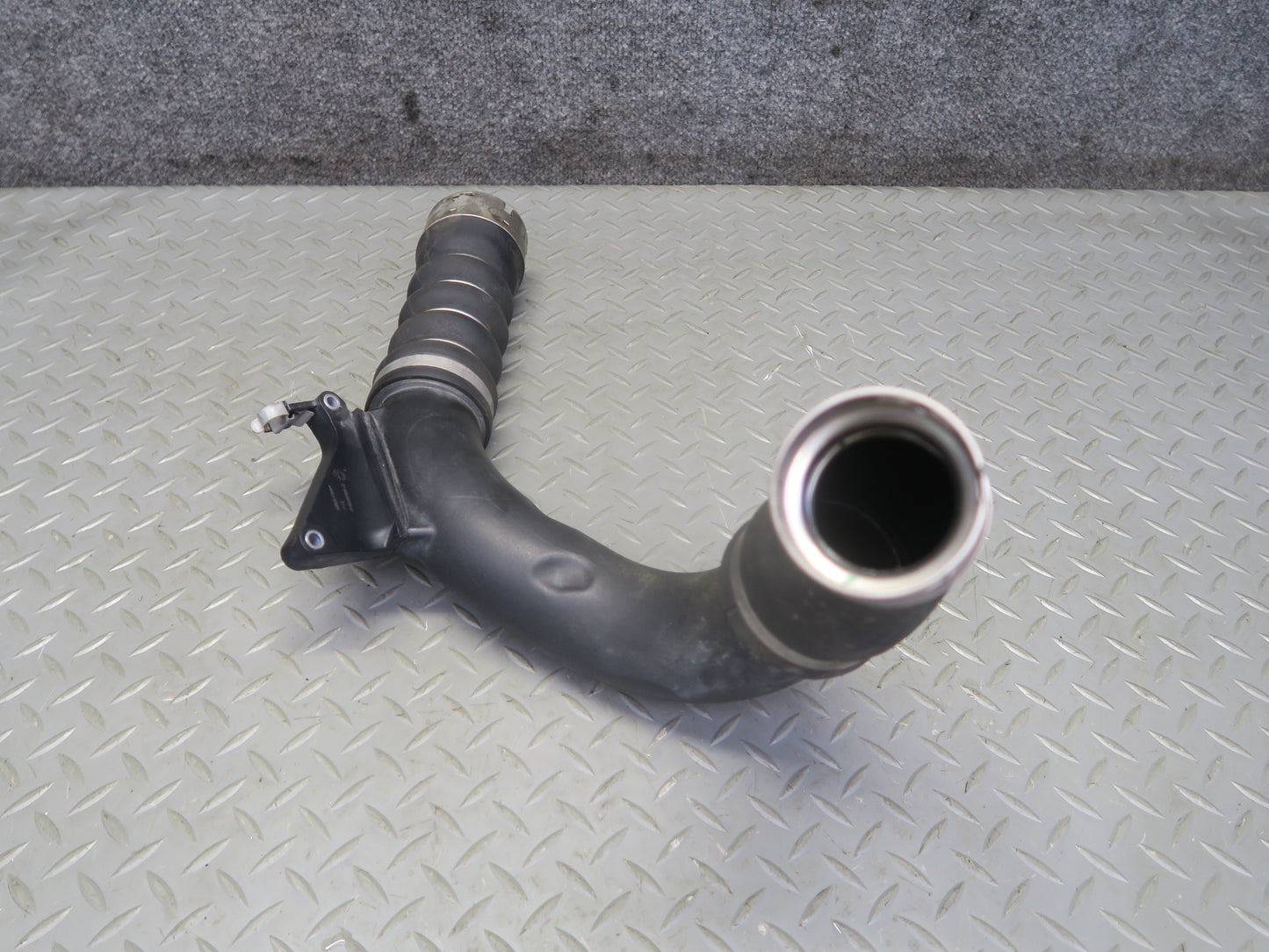 16-24 Mini Cooper S F55 F56 F57 Intercooler Hose Pipe Line OEM