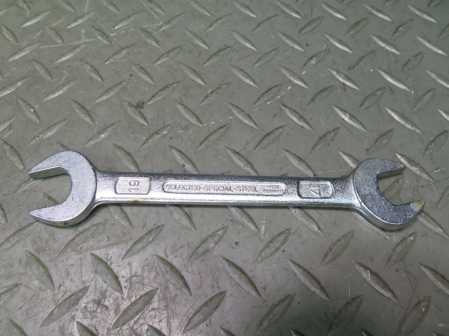 1984-1995 Porsche 928 Emergency Spare Tire Lift Jack Wrench Tool KIT Set
