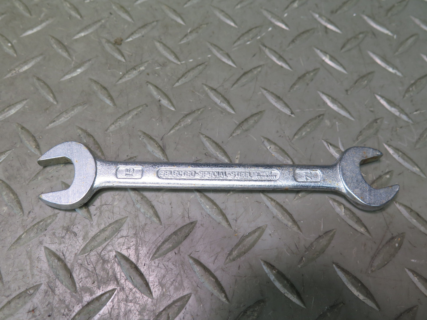 1984-1995 Porsche 928 Emergency Spare Tire Lift Jack Wrench Tool KIT Set