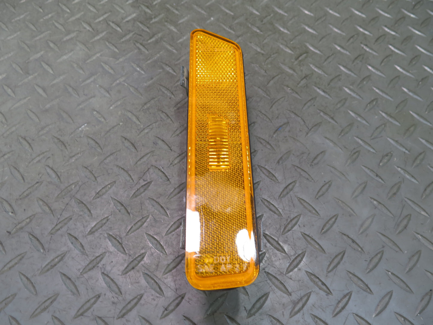 1987-1995 Porsche 928 Front Left & Right Side Marker Light Lamp Set of 2