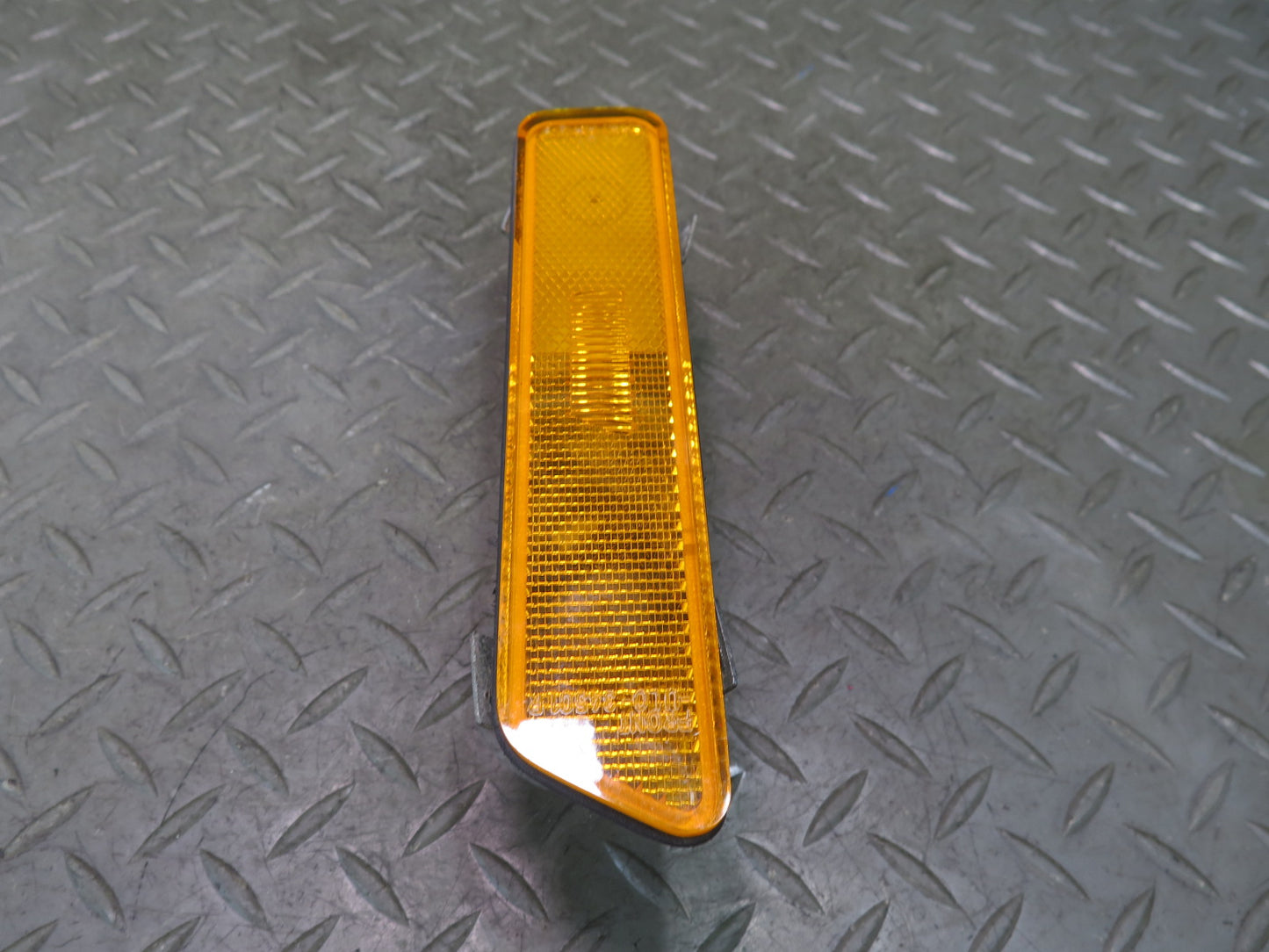 1987-1995 Porsche 928 Front Left & Right Side Marker Light Lamp Set of 2