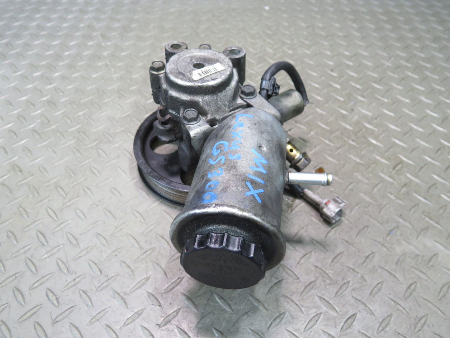 98-05 Lexus GS300 Power Steering Pump w Pulley OEM