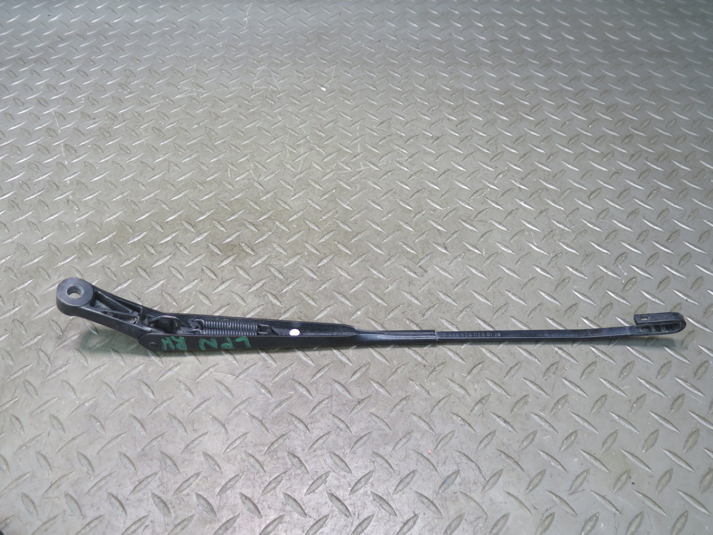 1999-2004 Porsche 911 996 Front Left & Right Windshield Wiper Arm Set of 2