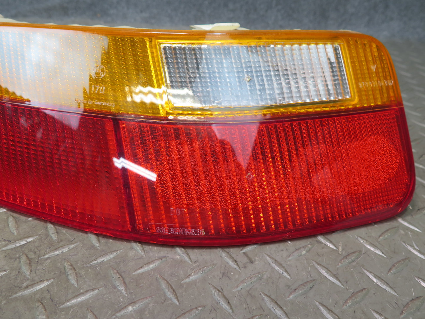 1987-1991 Porsche 928 S4 Rear Left & Right Side Tail Brake Light Lamp Set