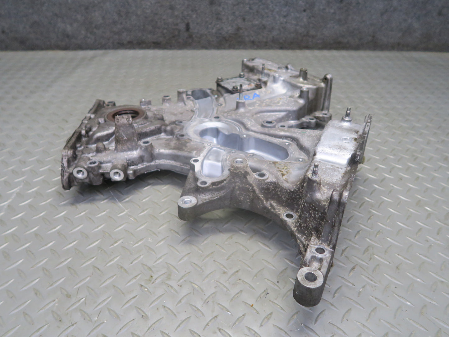 15-17 Lexus RC350 RC300 2GRFSE 3.5L AWD Engine Motor Timing Chain Cover 77K OEM