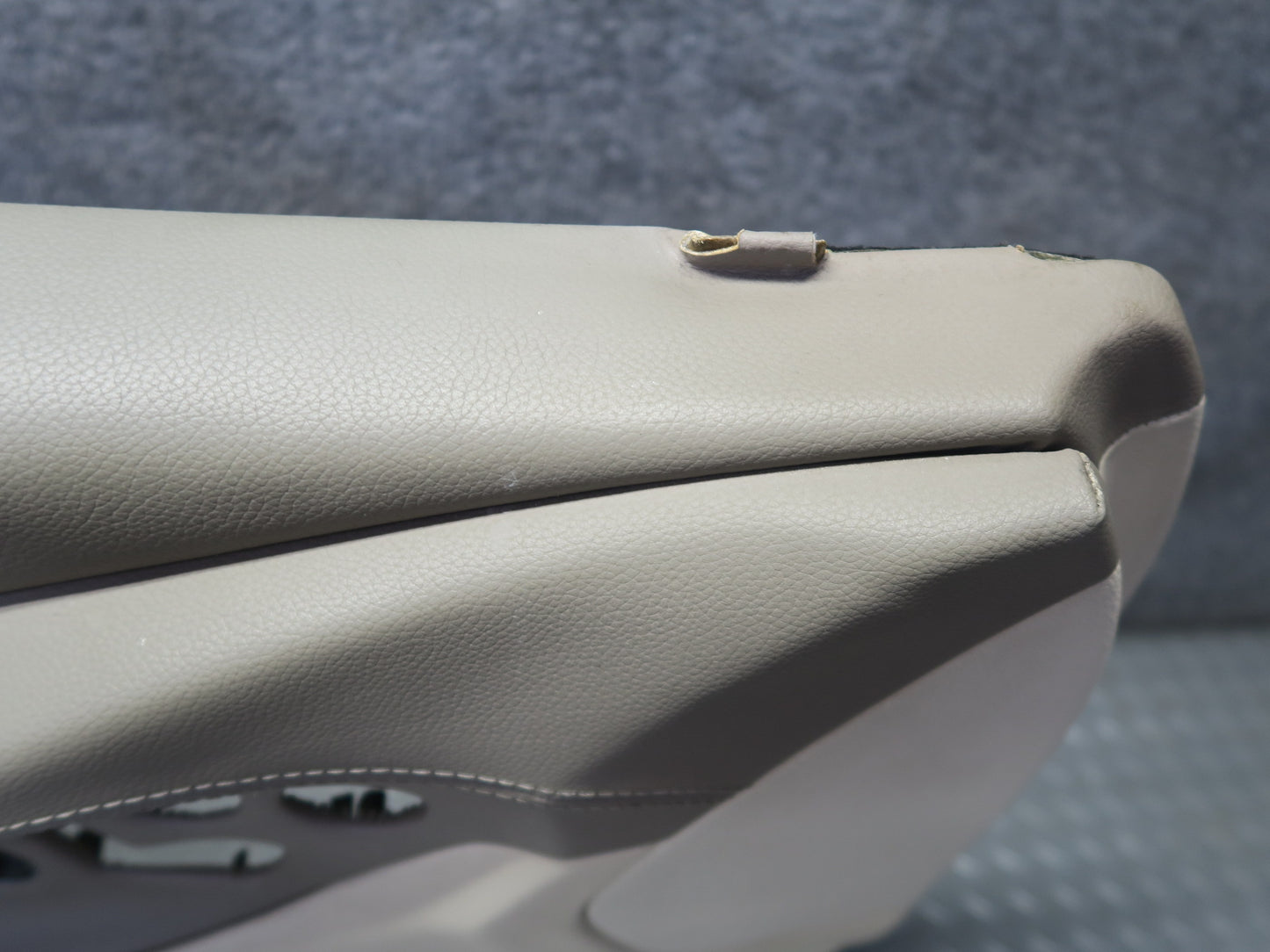07-08 Mercedes R230 Sl-class Left Side Door Interior Trim Cover Panel Beige OEM