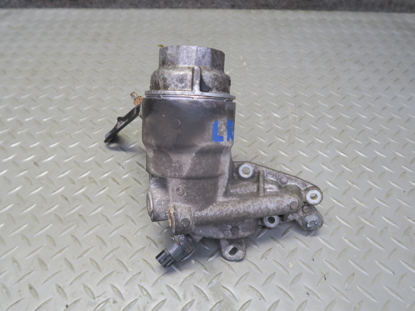 15-25 Lexus GSC16L RC350 RC300 3.5L AWD Engine Motor Oil Filter Housing 77K OEM