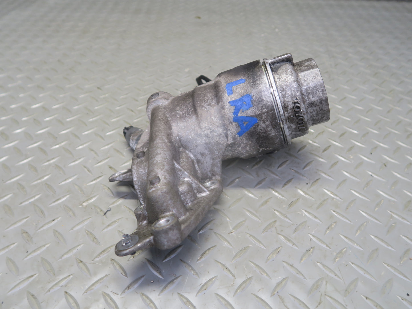 15-25 Lexus GSC16L RC350 RC300 3.5L AWD Engine Motor Oil Filter Housing 77K OEM