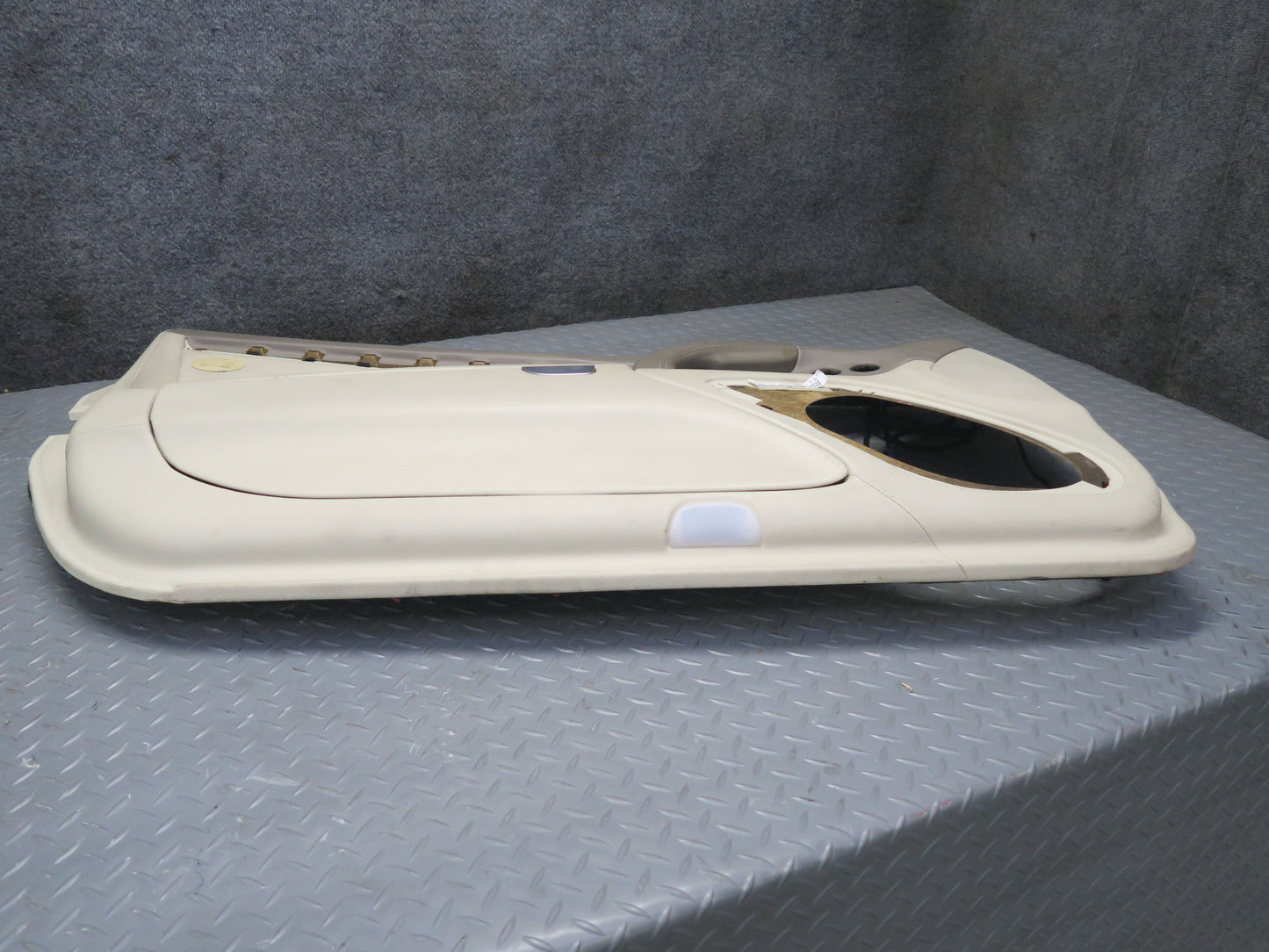 07-08 Mercedes R230 Sl-class Left Side Door Interior Trim Cover Panel Beige OEM
