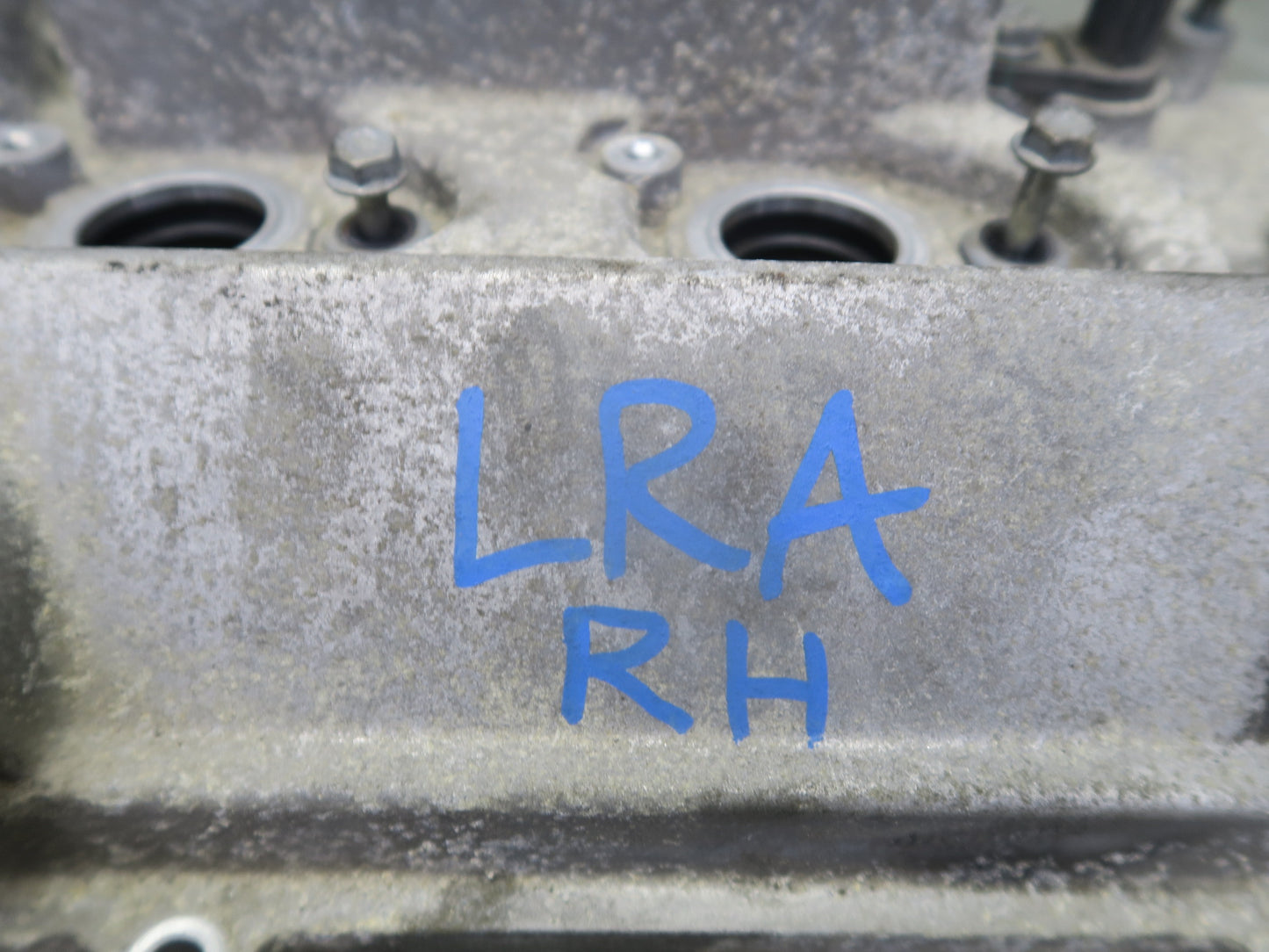 15-17 Lexus GSC16L RC350 RC300 2GRFSE 3.5L Right Engine Valve Cover 77K OEM
