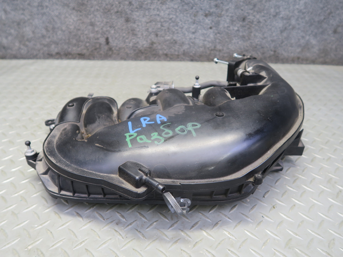 15-17 Lexus GSC16L RC350 RC300 3.5L AWD Engine Upper Intake Manifold 77K OEM