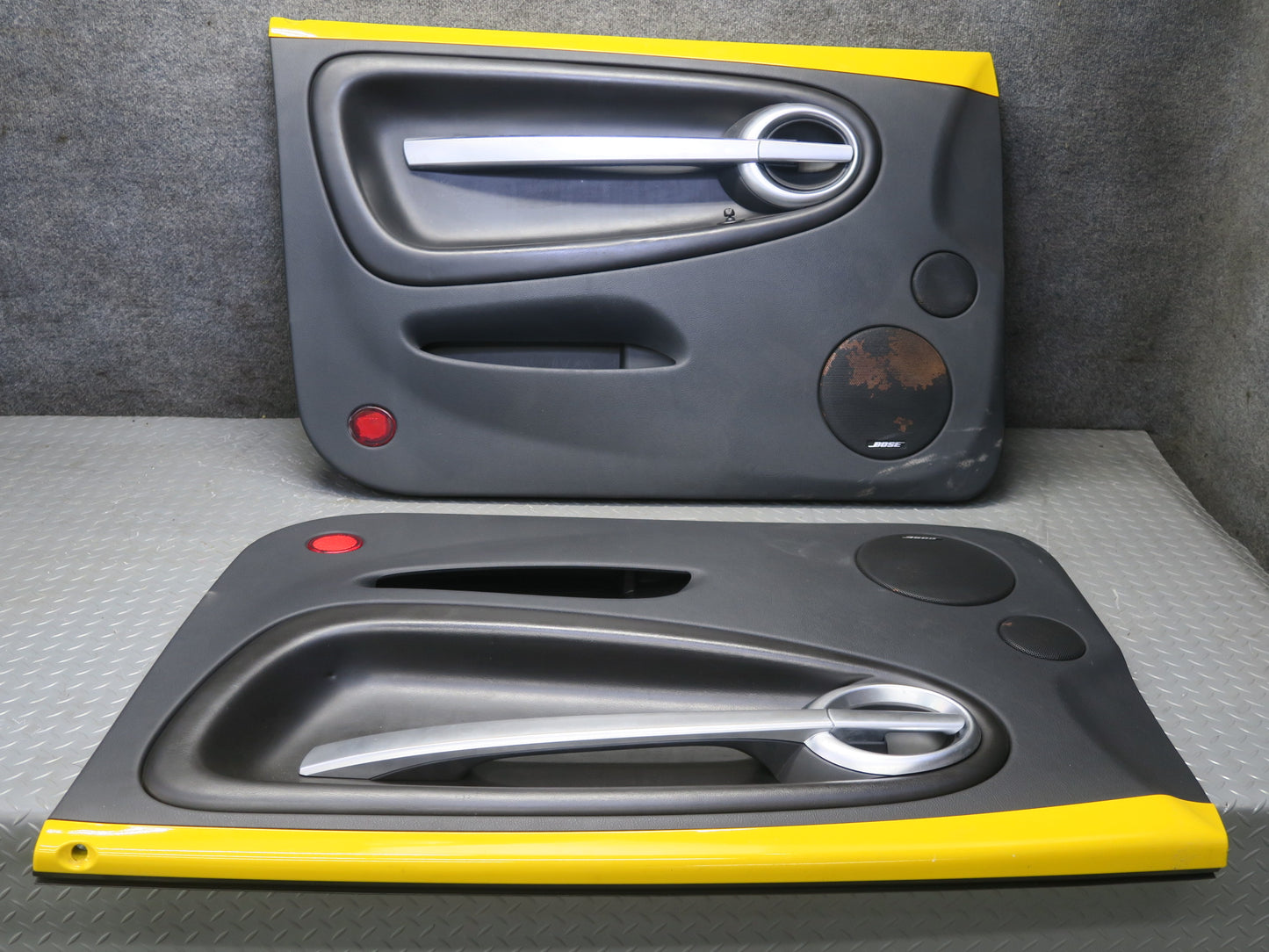 03-06 Chevrolet SSR Set of 2 Right & Left Interior Door Trim Cover Panel OEM