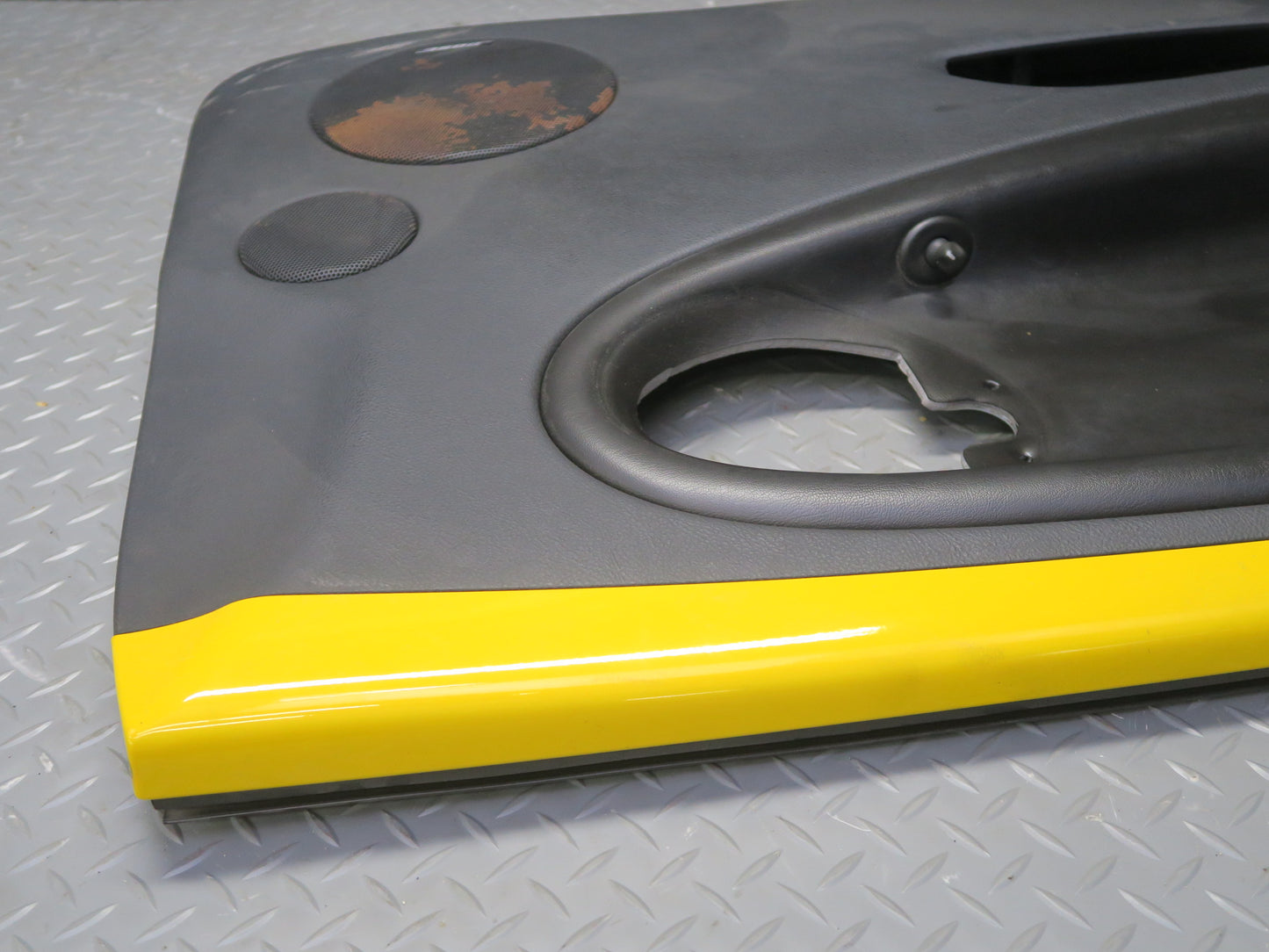 03-06 Chevrolet SSR Set of 2 Right & Left Interior Door Trim Cover Panel OEM