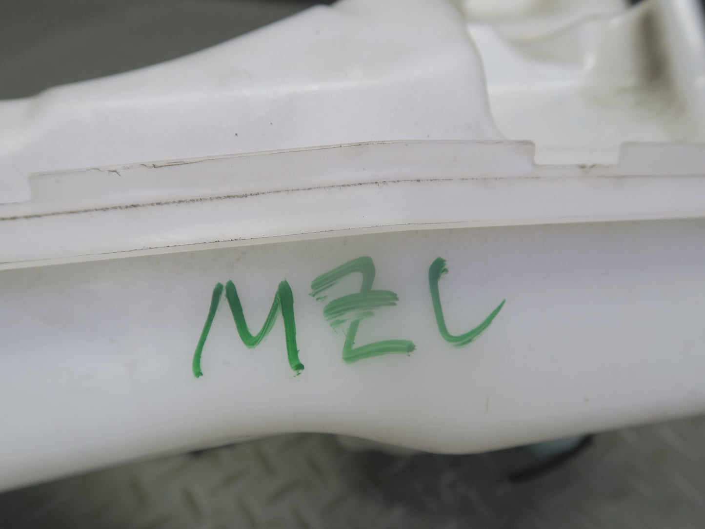 16-24 Mini Cooper F55 F56 F57 Windshield Washer Fluid Reservoir Tank w Pump OEM
