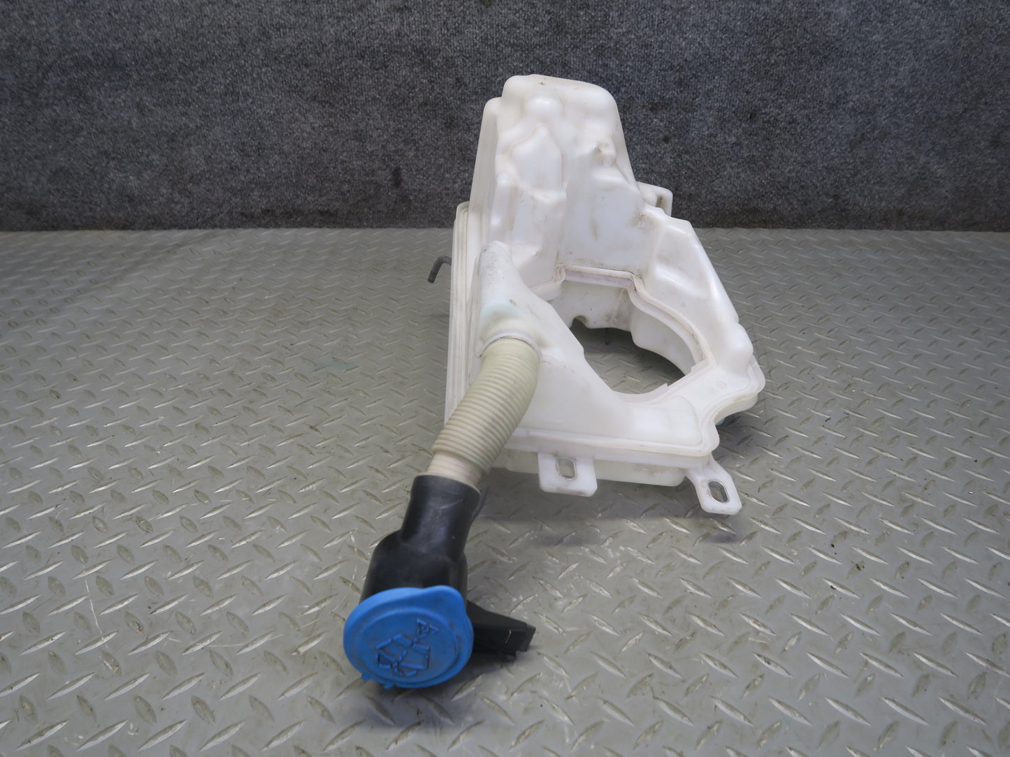 16-24 Mini Cooper F55 F56 F57 Windshield Washer Fluid Reservoir Tank w Pump OEM
