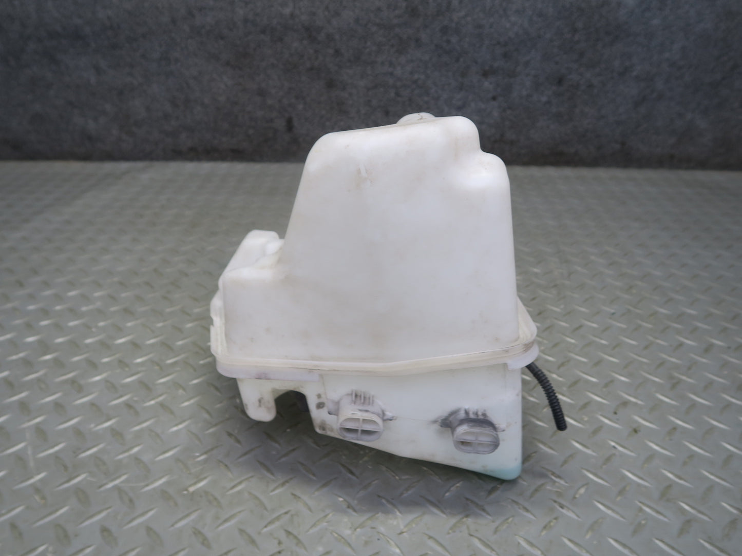 16-24 Mini Cooper F55 F56 F57 Windshield Washer Fluid Reservoir Tank w Pump OEM