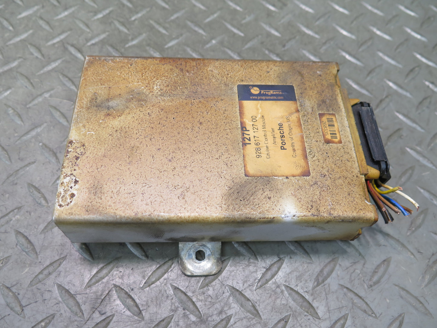 1987-1988 Porsche 928 Cruise Control Module Regulator Unit 92861712700