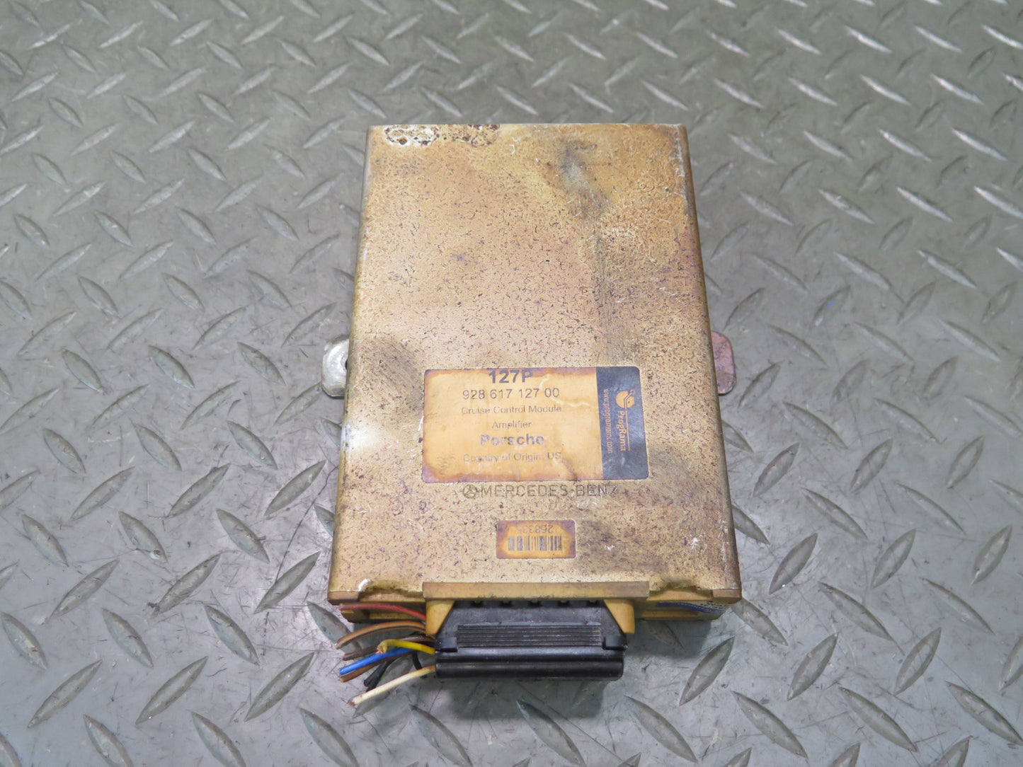 1987-1988 Porsche 928 Cruise Control Module Regulator Unit 92861712700