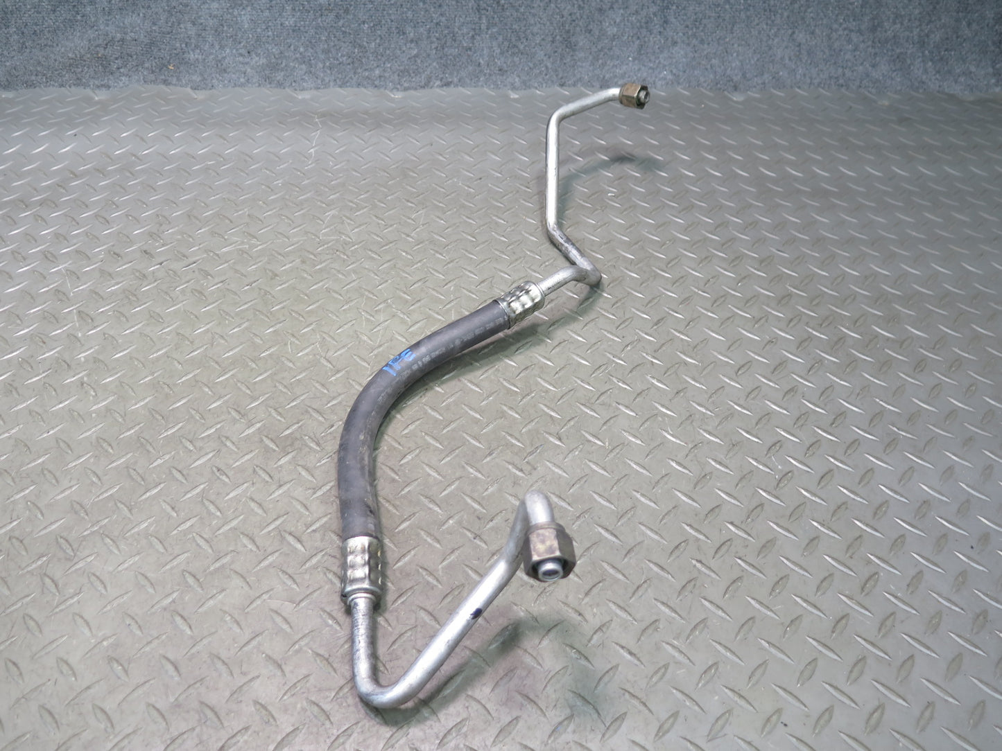 1987-1988 Porsche 928 S4 Oil Pressure Hose Line Set of 2
