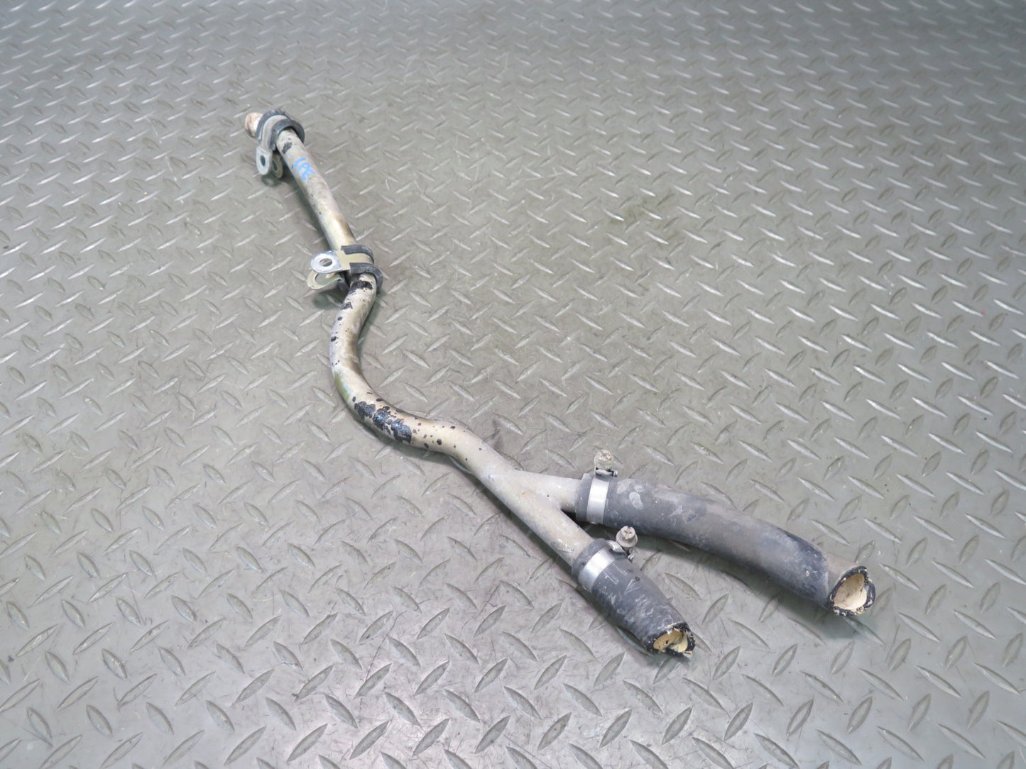 1986-1987 Porsche 928 S4 Engine Coolant Hose Pipe Line Tube