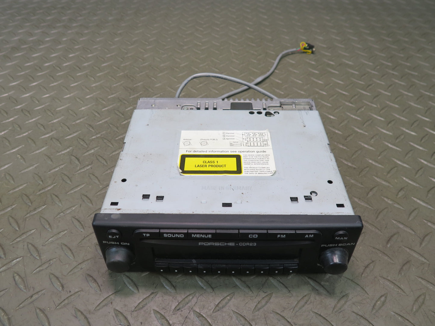 2003-2004 Porsche 911 Carrera 996 Audio Radio Receiver CDR23 CD Player