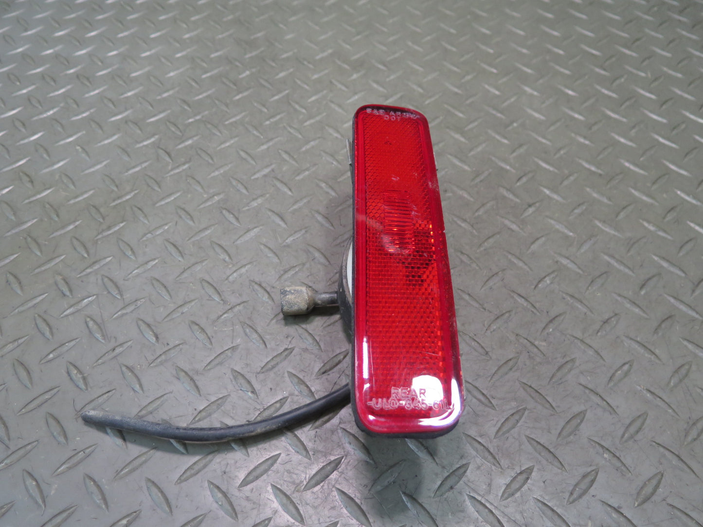 1987-1995 Porsche 928 Rear Left & Right Side Marker Light Lamp Set of 2
