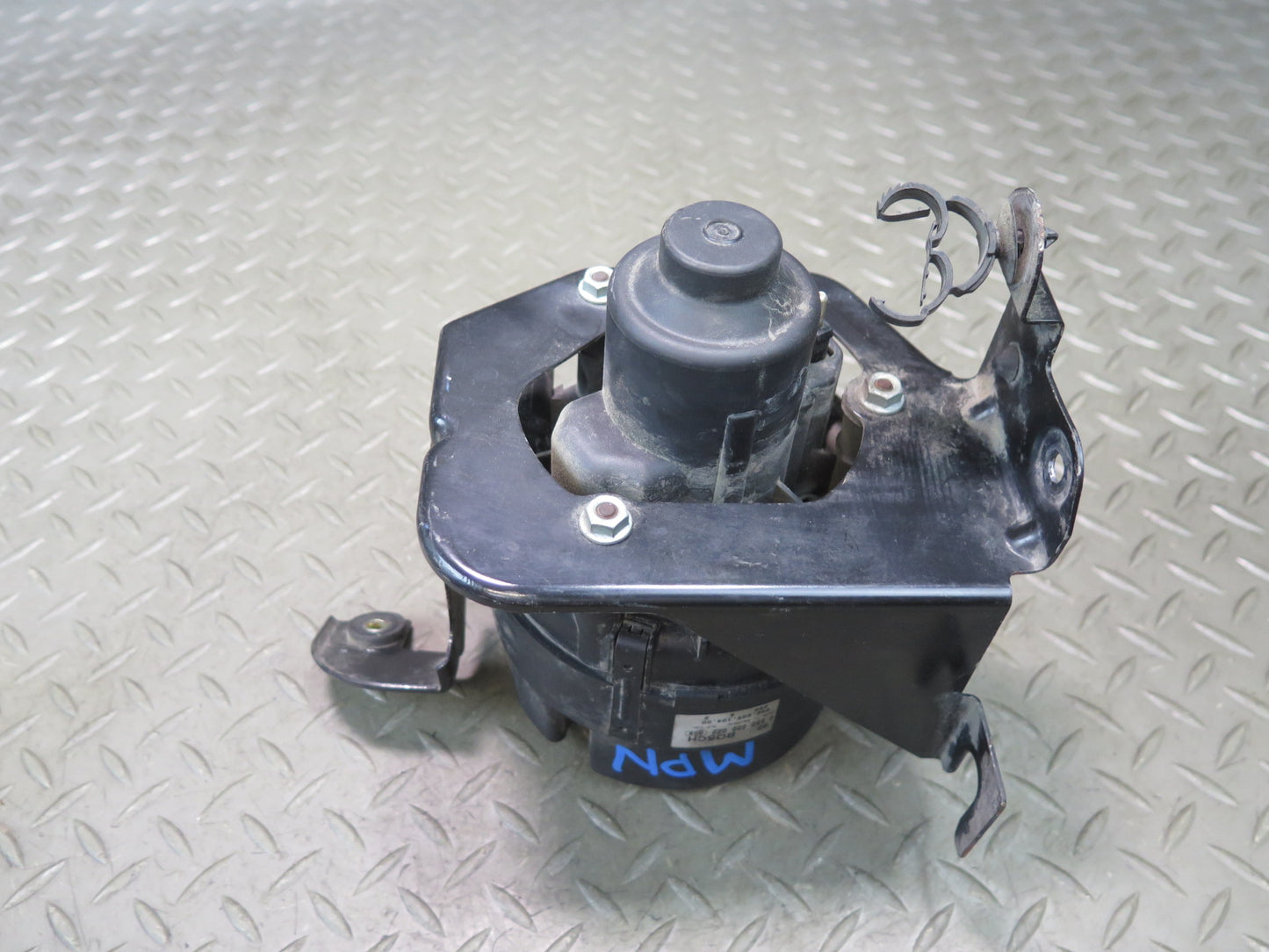 2000-2005 Porsche 911 Carrera 996 Secondary Air Injection Smog Pump 99660510400