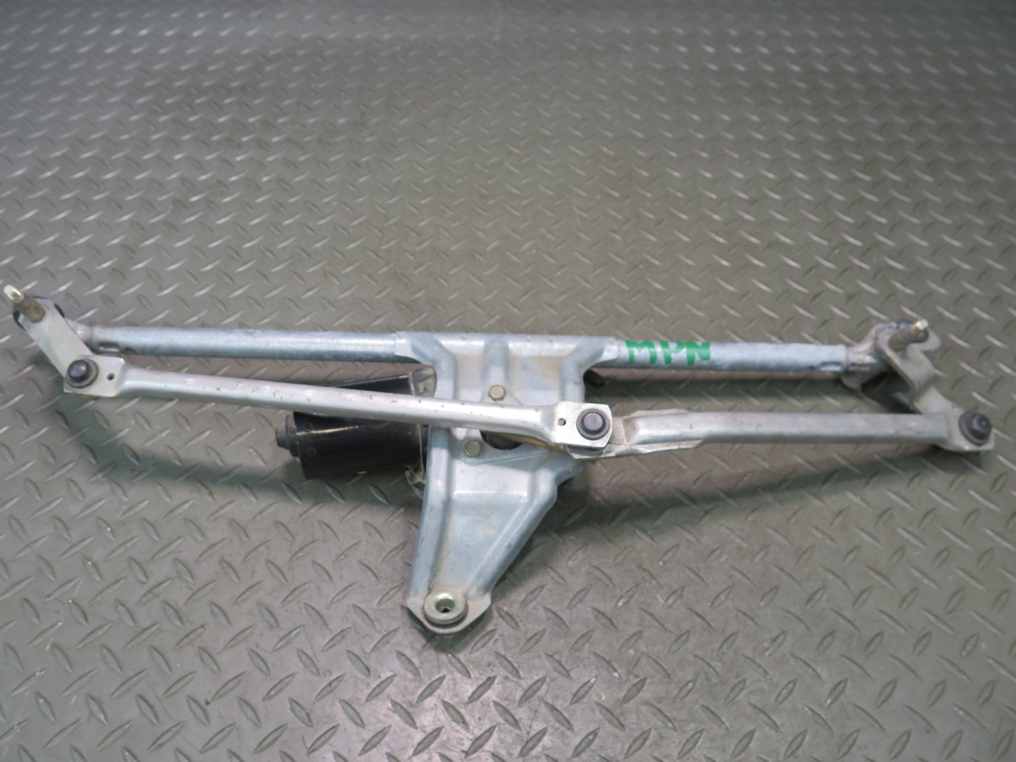 1999-2005 Porsche 911 996 Windshield Wiper Transmission Linkage W/ Motor