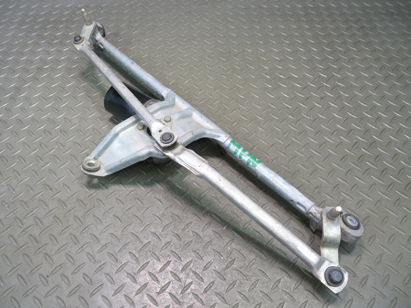 1999-2005 Porsche 911 996 Windshield Wiper Transmission Linkage W/ Motor