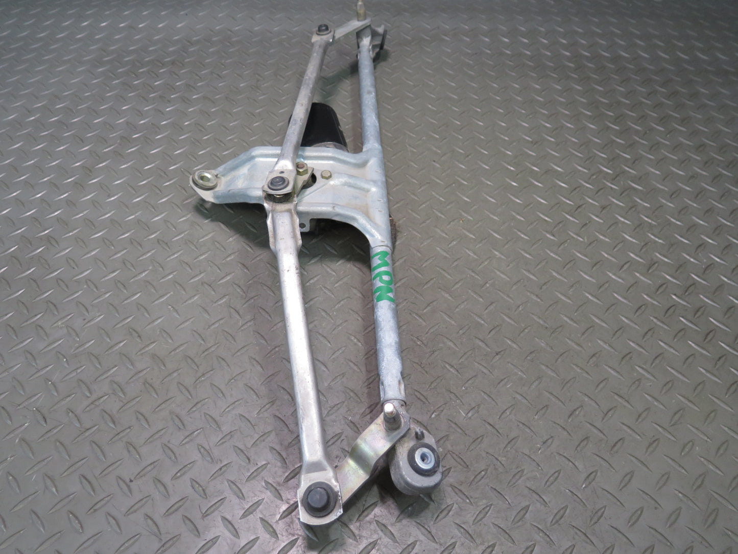 1999-2005 Porsche 911 996 Windshield Wiper Transmission Linkage W/ Motor