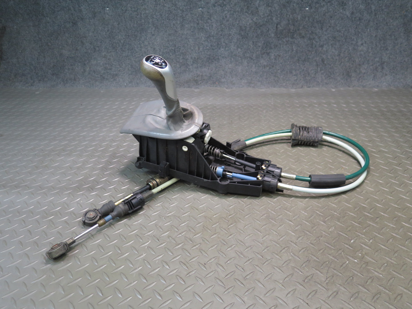 2002-2005 Porsche 911 996 6-SPEED M/T Manual Transmission Shifter Cable Assembly