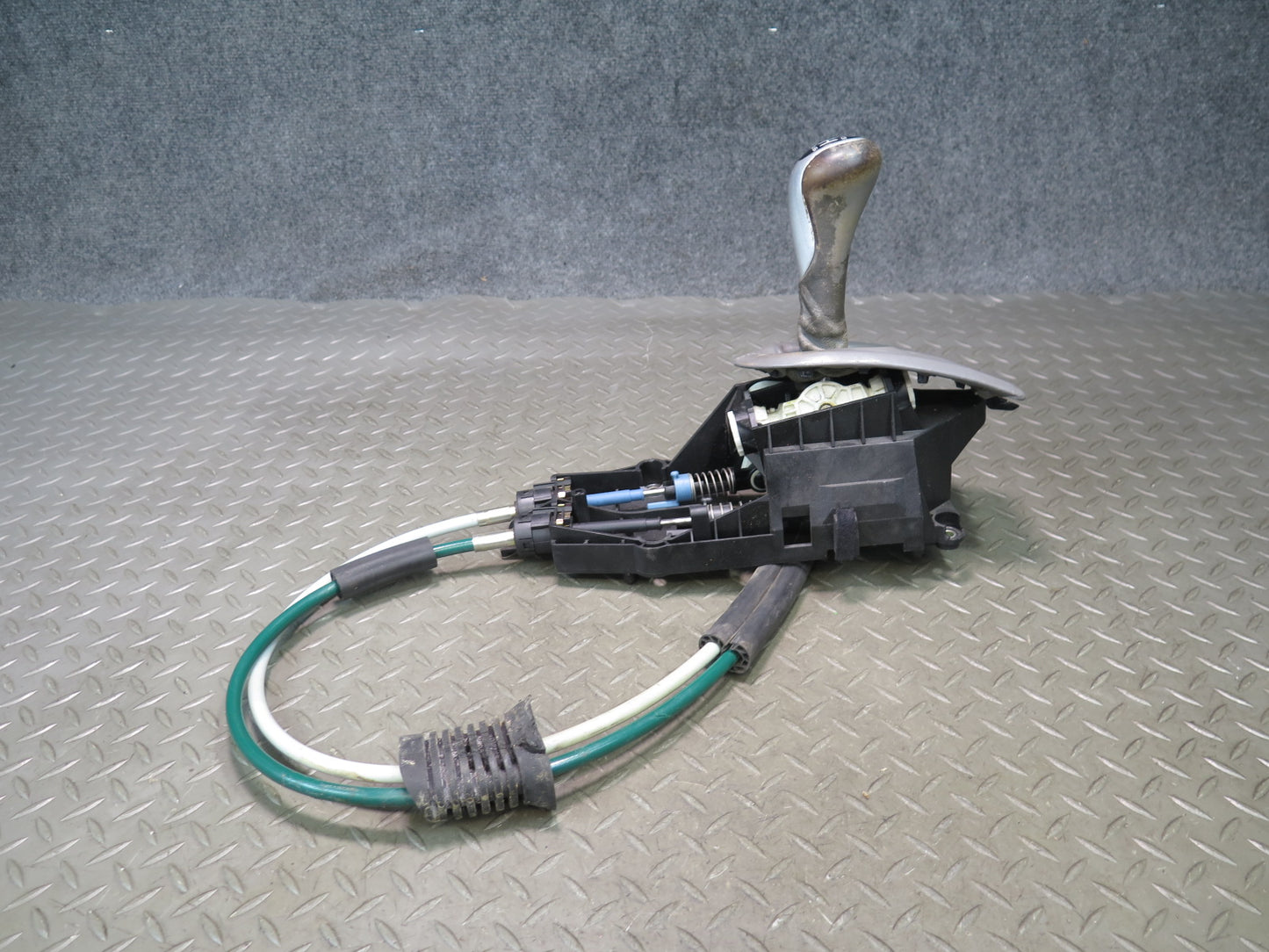 2002-2005 Porsche 911 996 6-SPEED M/T Manual Transmission Shifter Cable Assembly