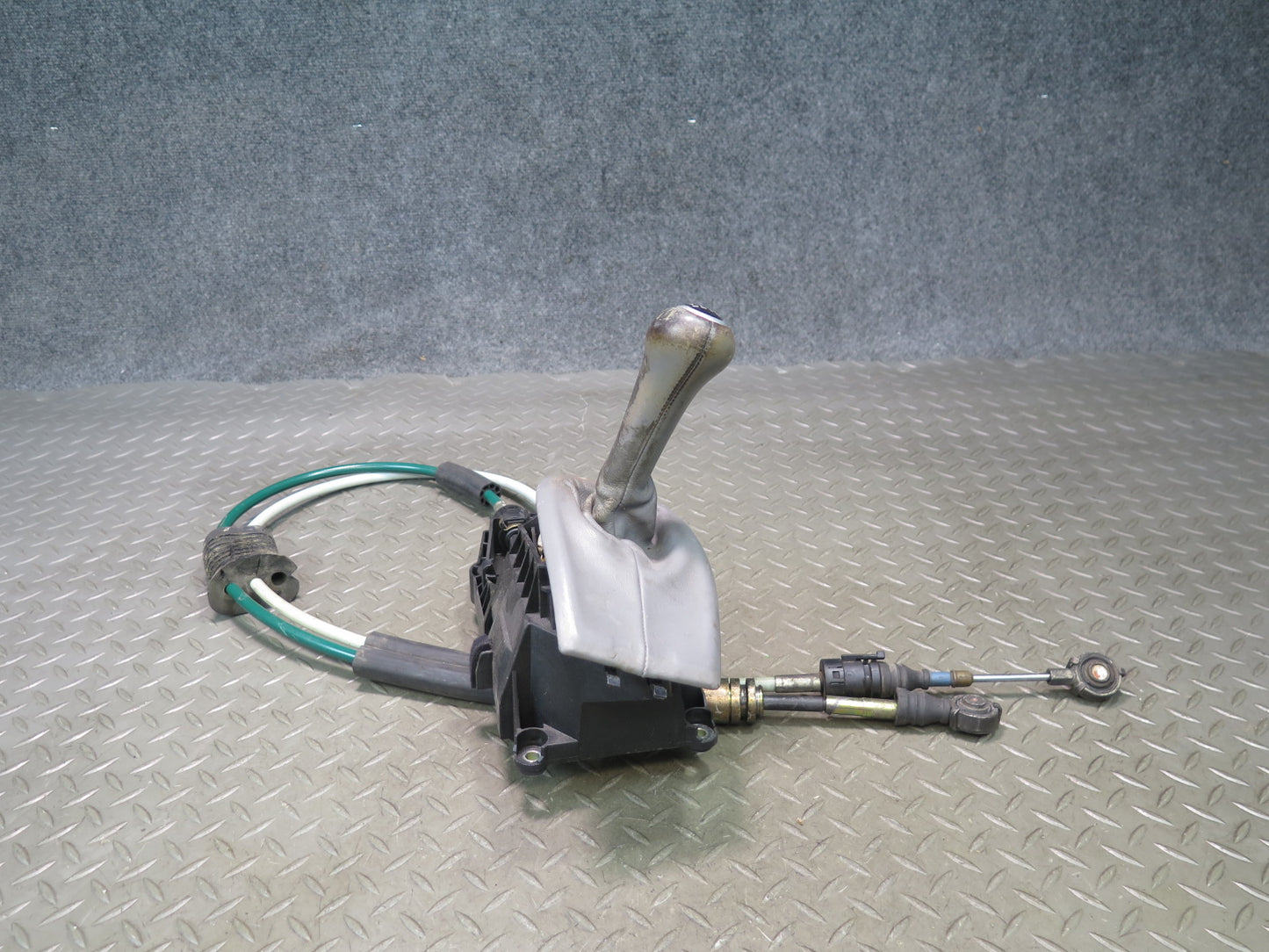 2002-2005 Porsche 911 996 6-SPEED M/T Manual Transmission Shifter Cable Assembly
