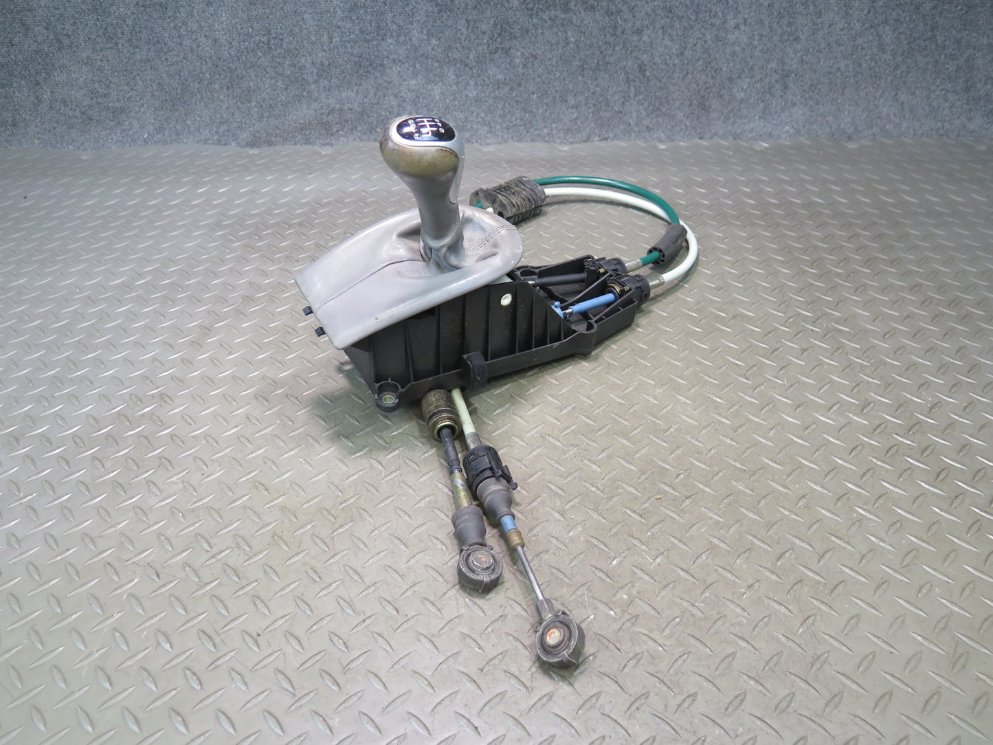 2002-2005 Porsche 911 996 6-SPEED M/T Manual Transmission Shifter Cable Assembly