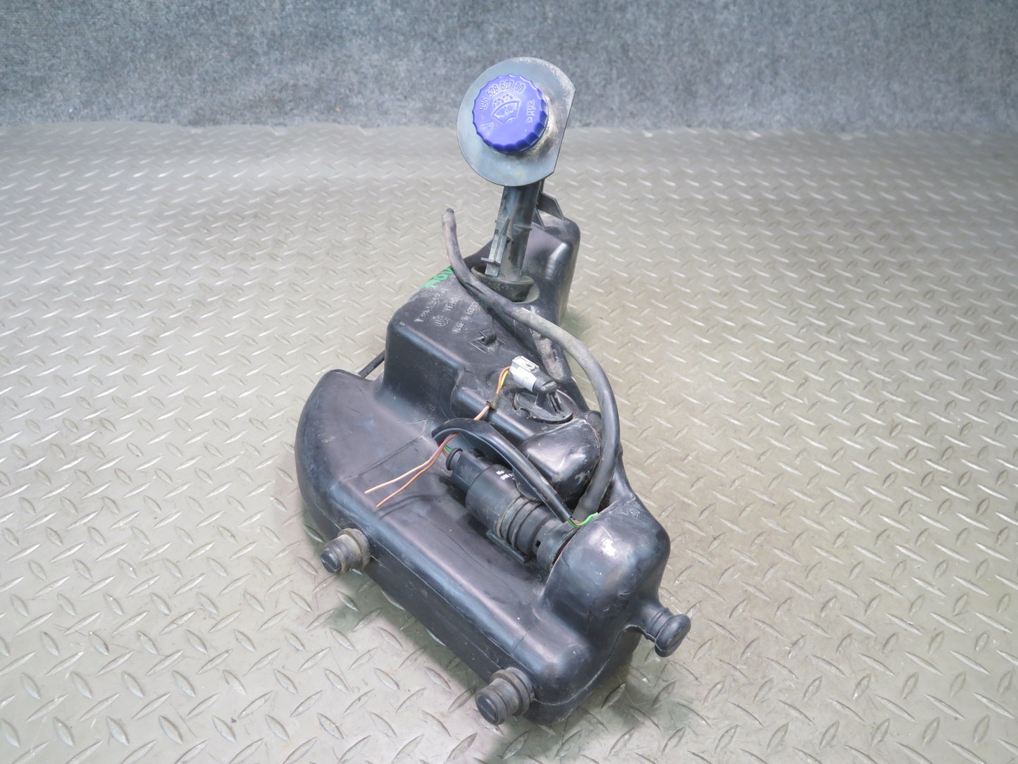 1999-2005 Porsche 911 996 Windshield Wiper Transmission Linkage W/ Motor