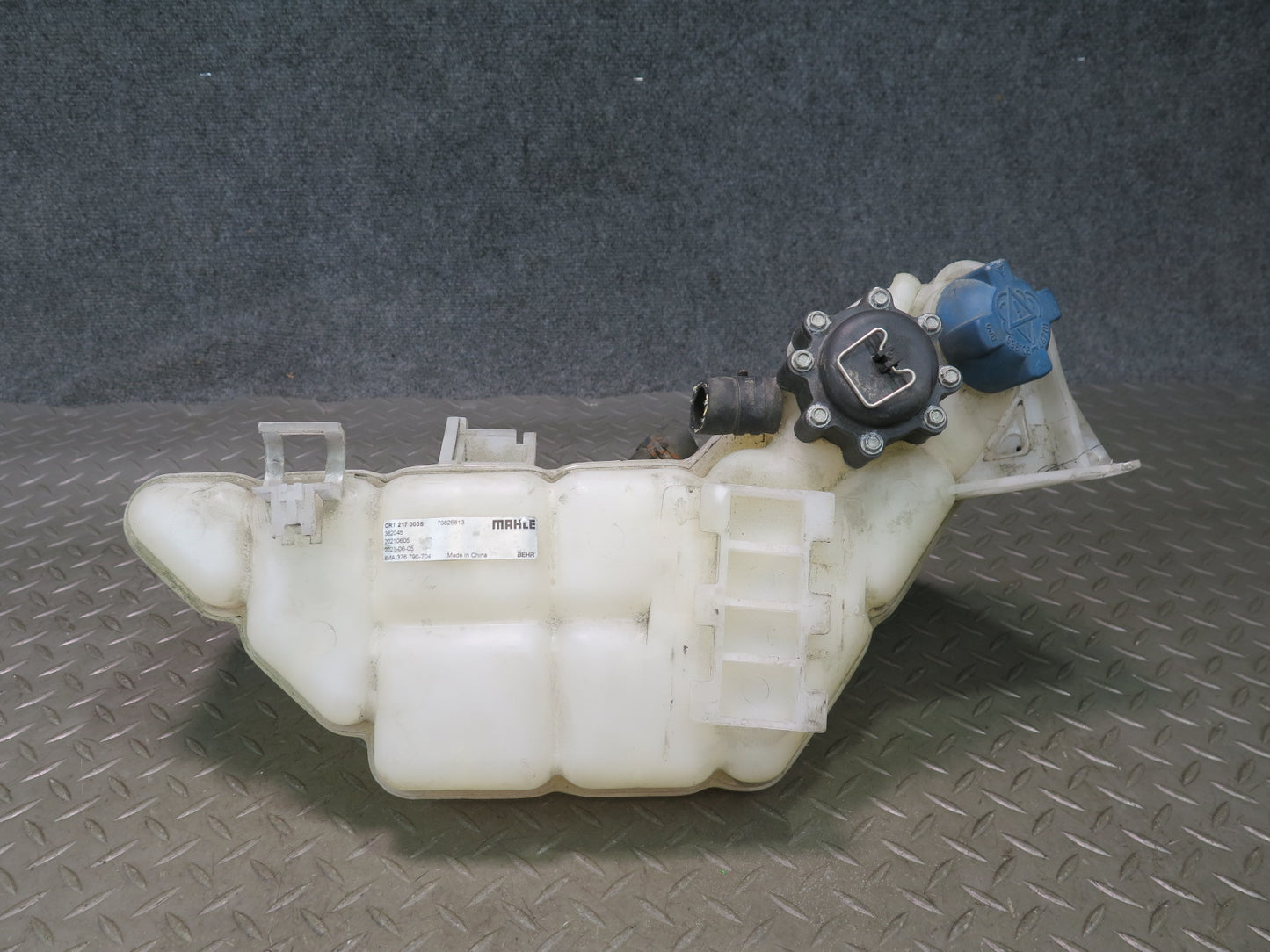 2002-2005 Porsche 911 996 3.6L Engine Overflow Expansion Reservoir Tank