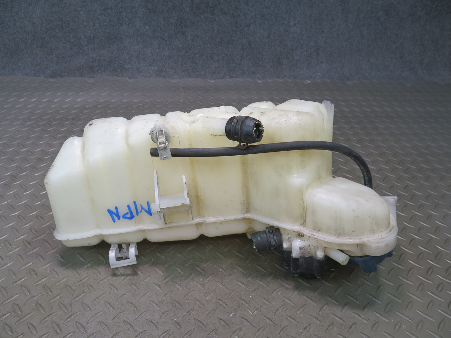 2002-2005 Porsche 911 996 3.6L Engine Overflow Expansion Reservoir Tank