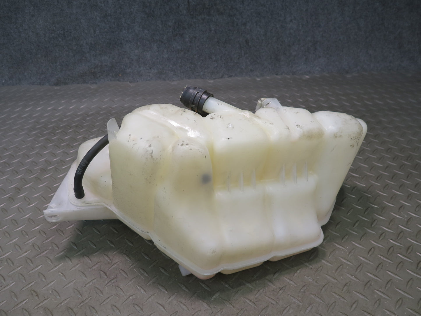 2002-2005 Porsche 911 996 3.6L Engine Overflow Expansion Reservoir Tank