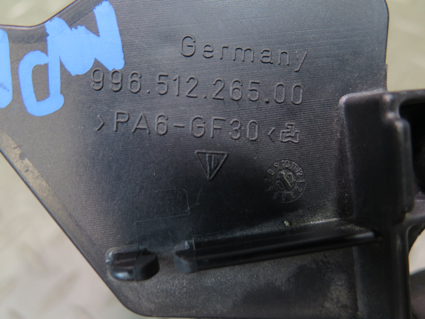 2002-2005 Porsche 911 996 Rear Trunk Lid Lock Latch Release Actuator