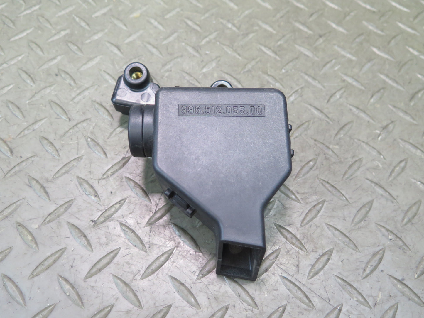 2002-2005 Porsche 911 996 Rear Trunk Lid Lock Latch Release Actuator