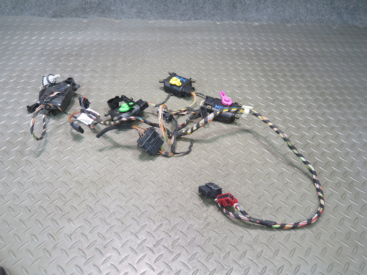 1999-2005 Porsche 911 996 A/C Heater Hvac Actuator Motor Wiring Harness Set