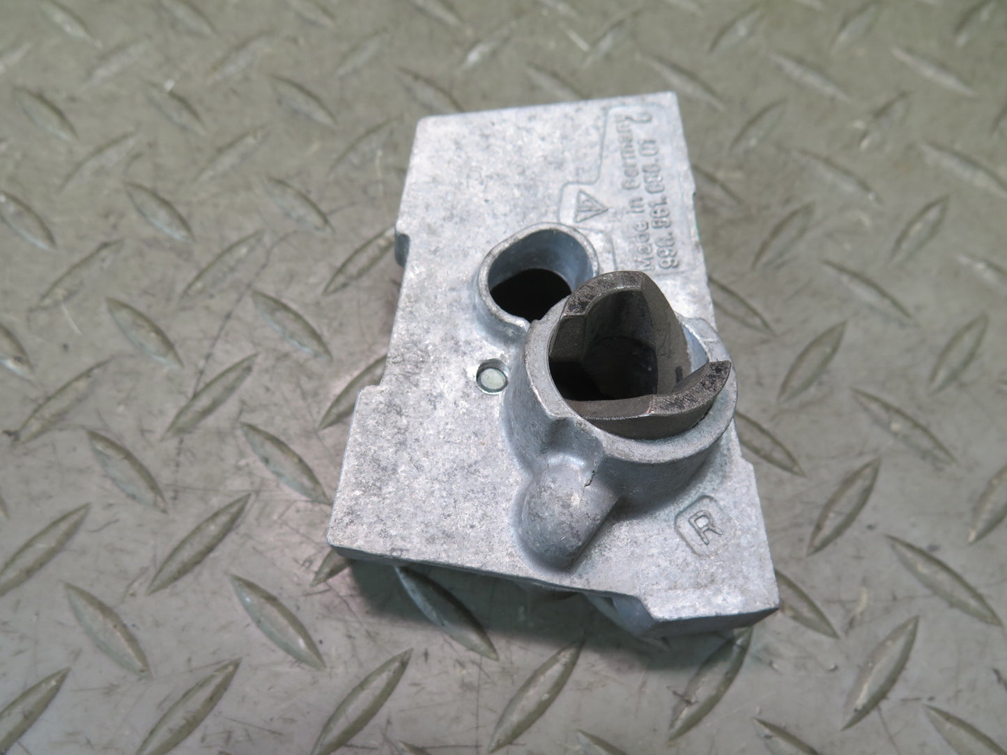 1999-2005 Porsche 911 996 Convertible Hardtop Lock Mounting Bracket Set