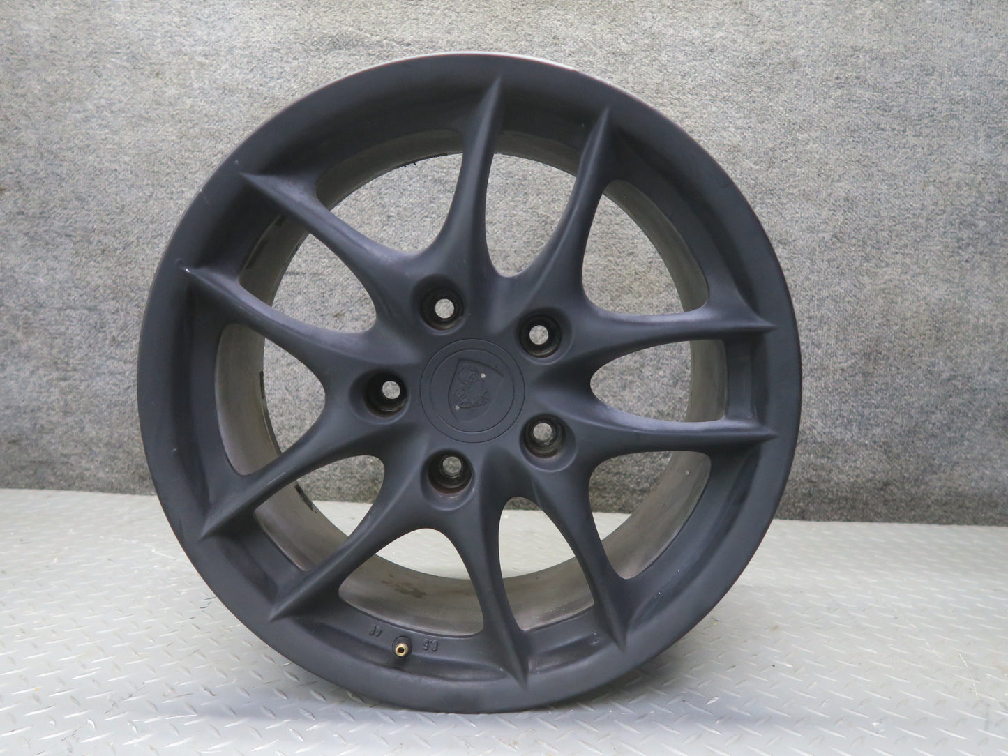 1999-2004 Porsche 911 996 Rear R17" Alloy Wheel Rim 17x8.5J ET48 98636212607