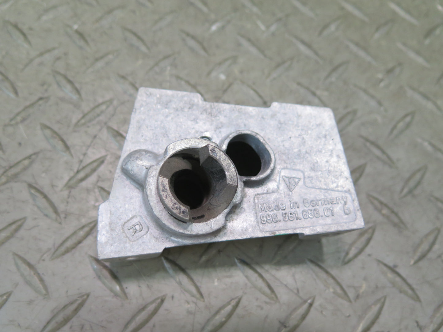 1999-2005 Porsche 911 996 Convertible Hardtop Lock Mounting Bracket Set