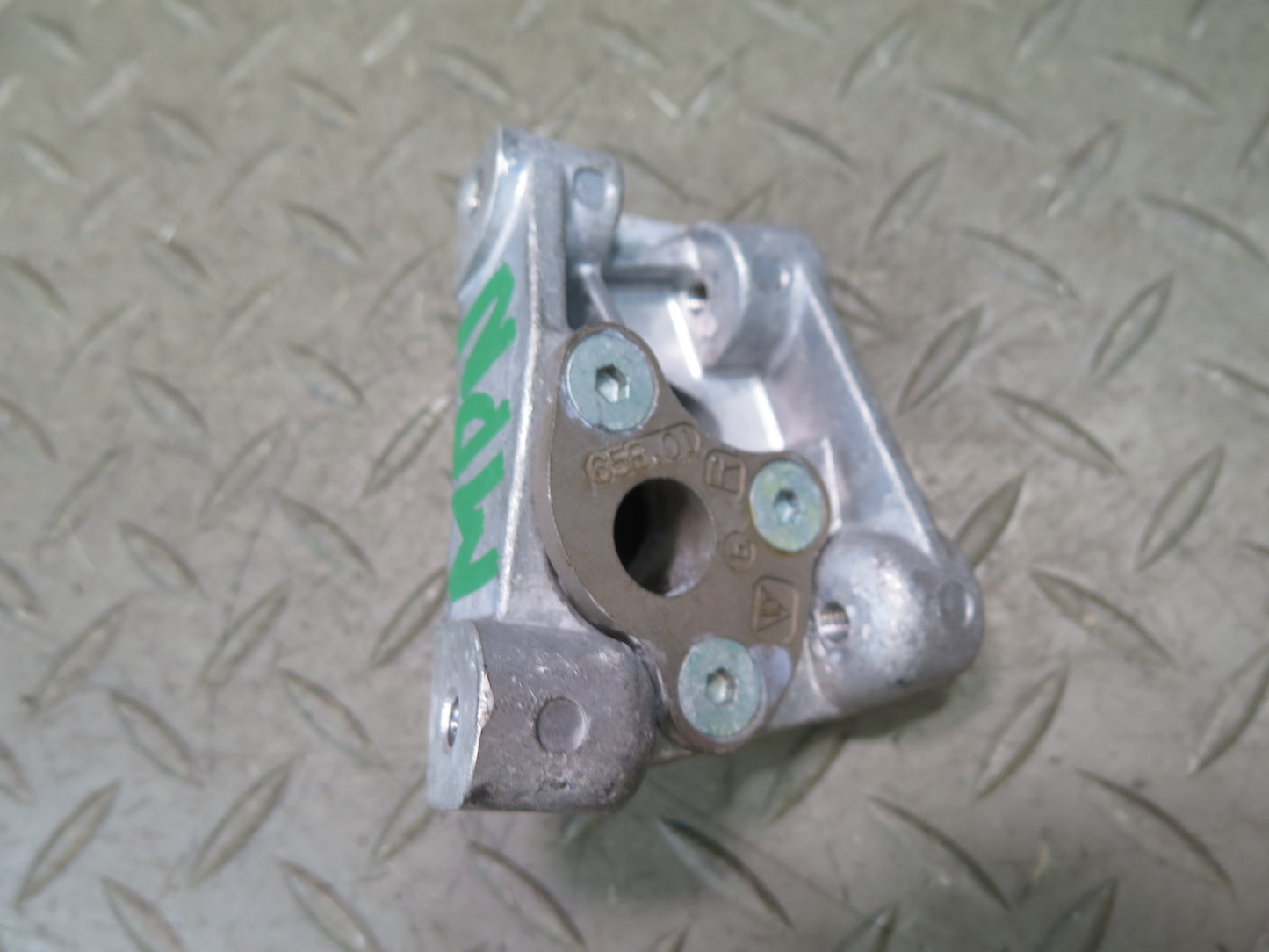 1999-2005 Porsche 911 996 Convertible Hardtop Lock Mounting Bracket Set